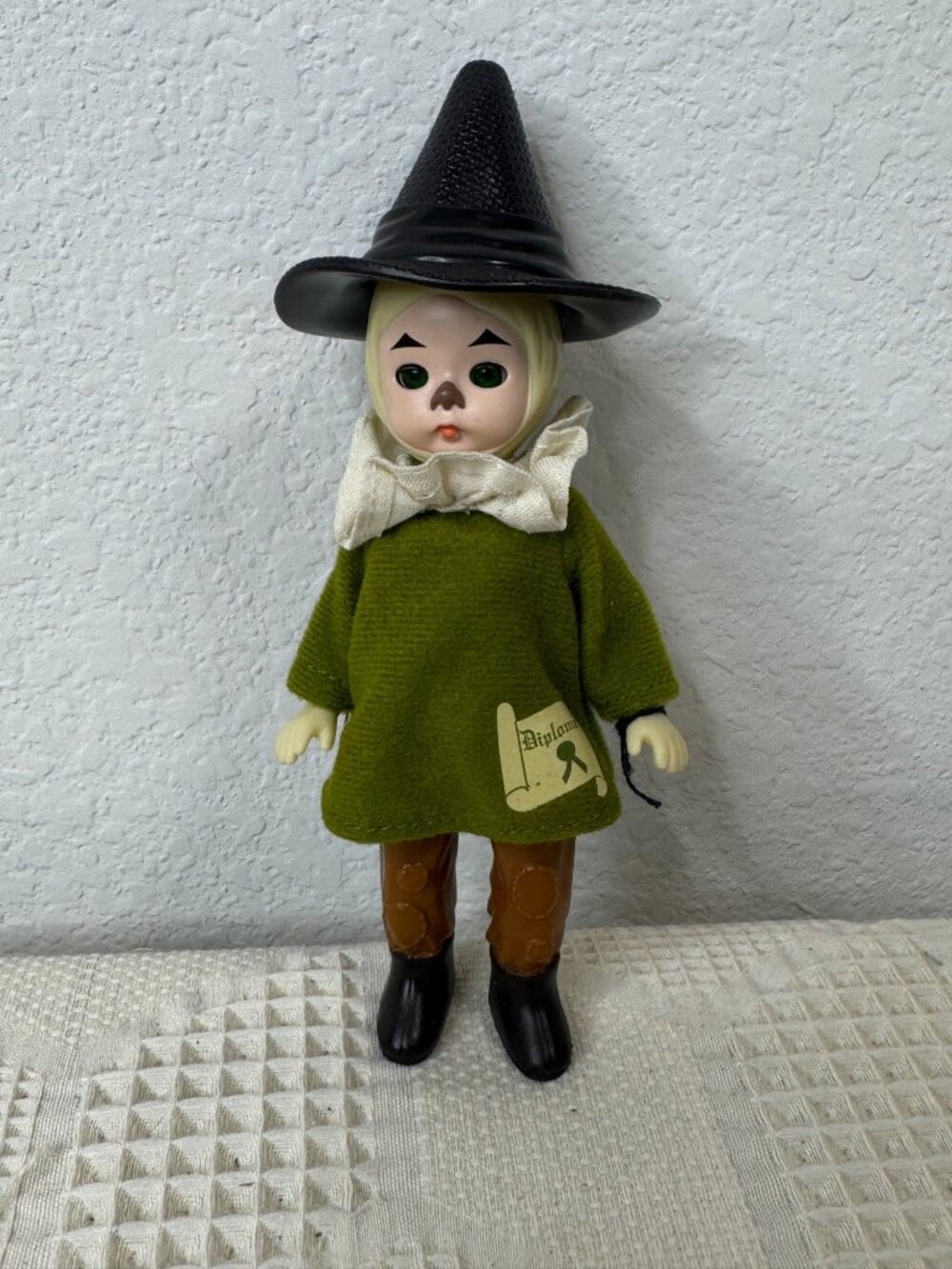 Vintage Madame Alexander McDonalds Happy Meal Scarecrow Mini Wizard Of Oz Doll